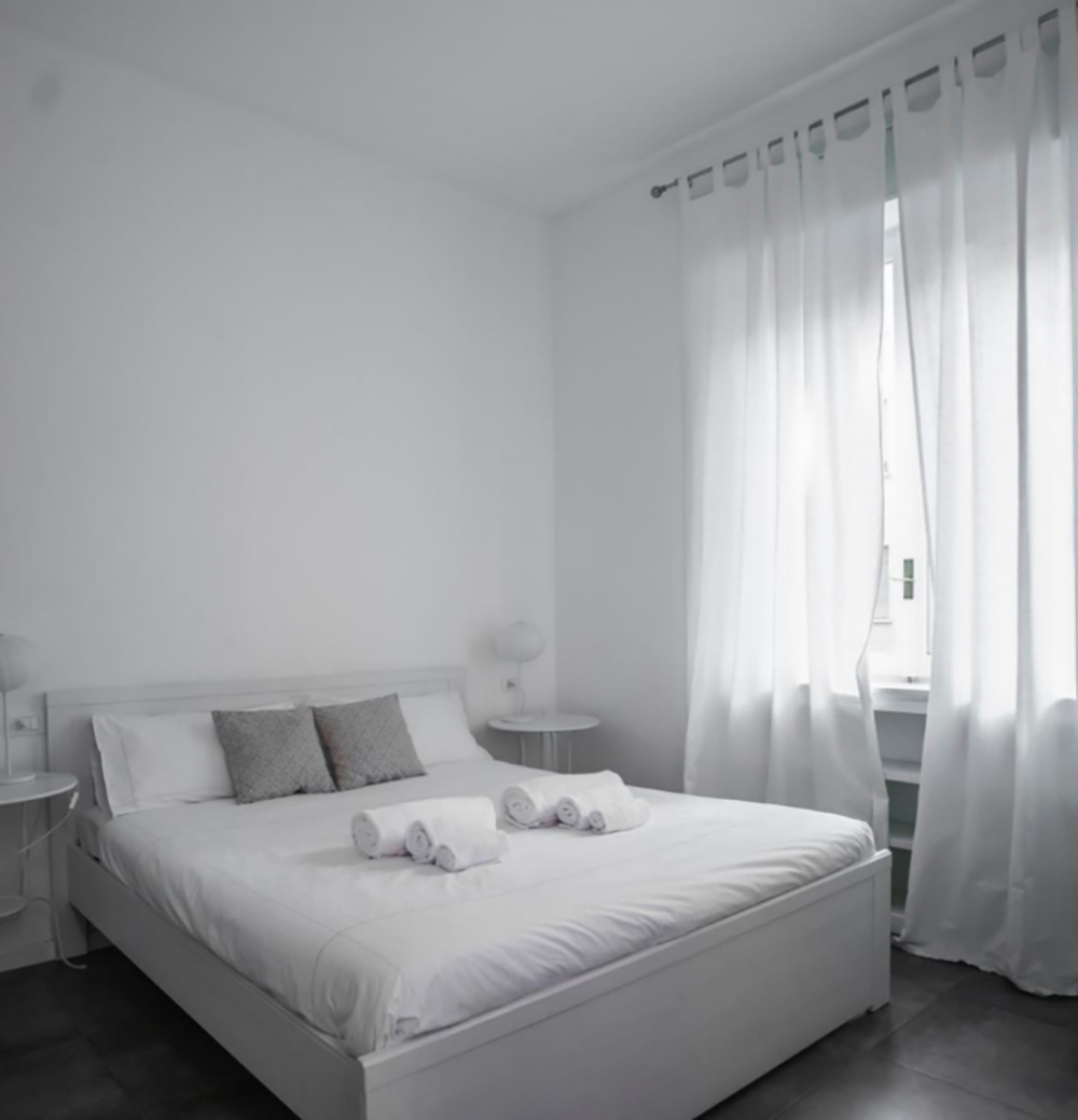 Student accommodation bedroom in Milan